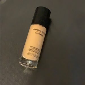 Bare minerals bare performance liquid foundation